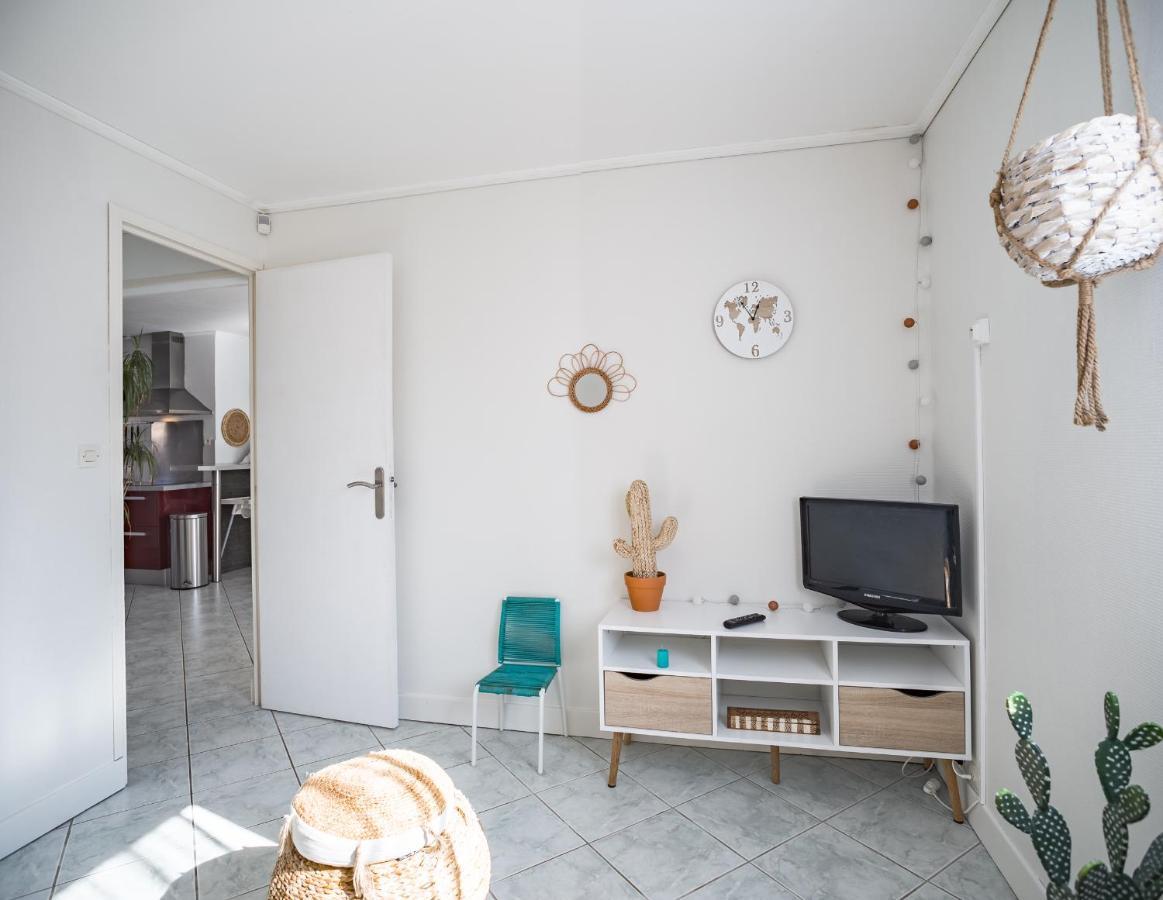 Sun House - Terrasse Parking Prive Gratuit Apartment Троа Екстериор снимка
