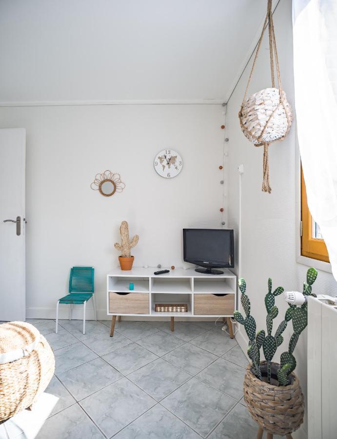 Sun House - Terrasse Parking Prive Gratuit Apartment Троа Екстериор снимка