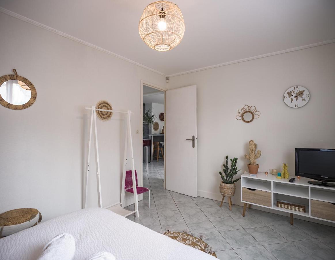 Sun House - Terrasse Parking Prive Gratuit Apartment Троа Екстериор снимка